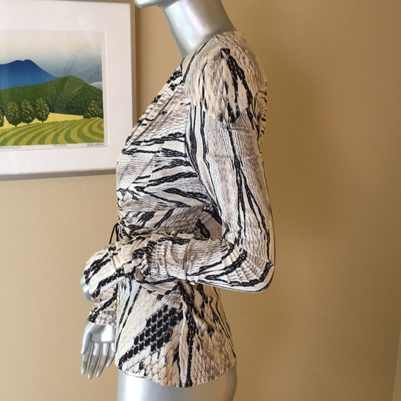 ROBERTO CAVALLI | Snake Print Long Sleeve Top - Picture 7 of 16